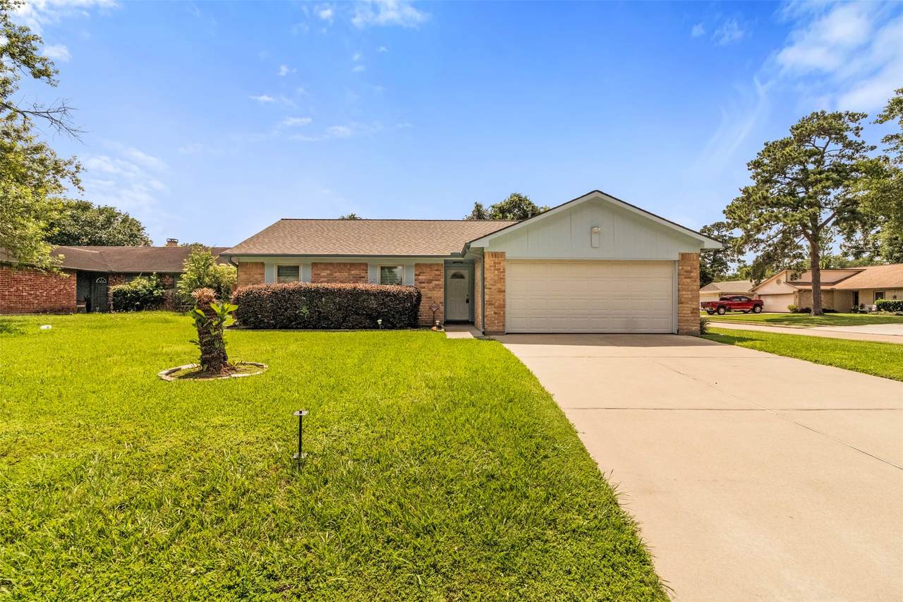 16319 Pitch Pine Drive - Photo 1