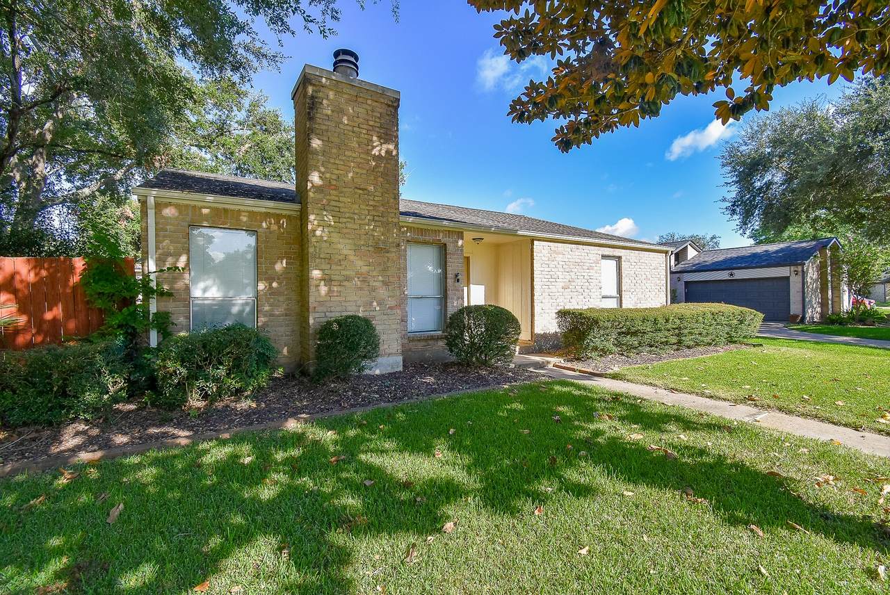 1918 Liberty Point Lane - Photo 1