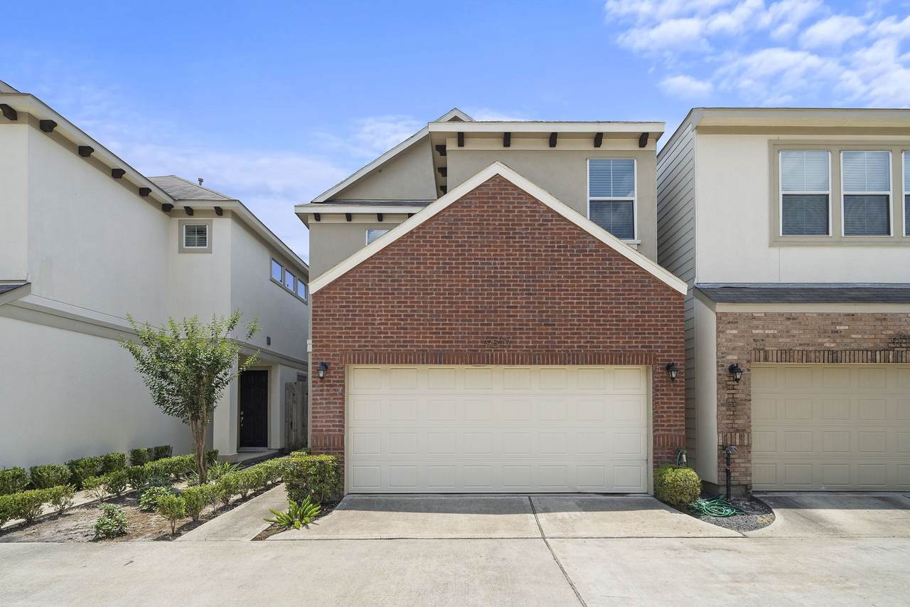 9517 Cedarpost Square Street - Photo 1
