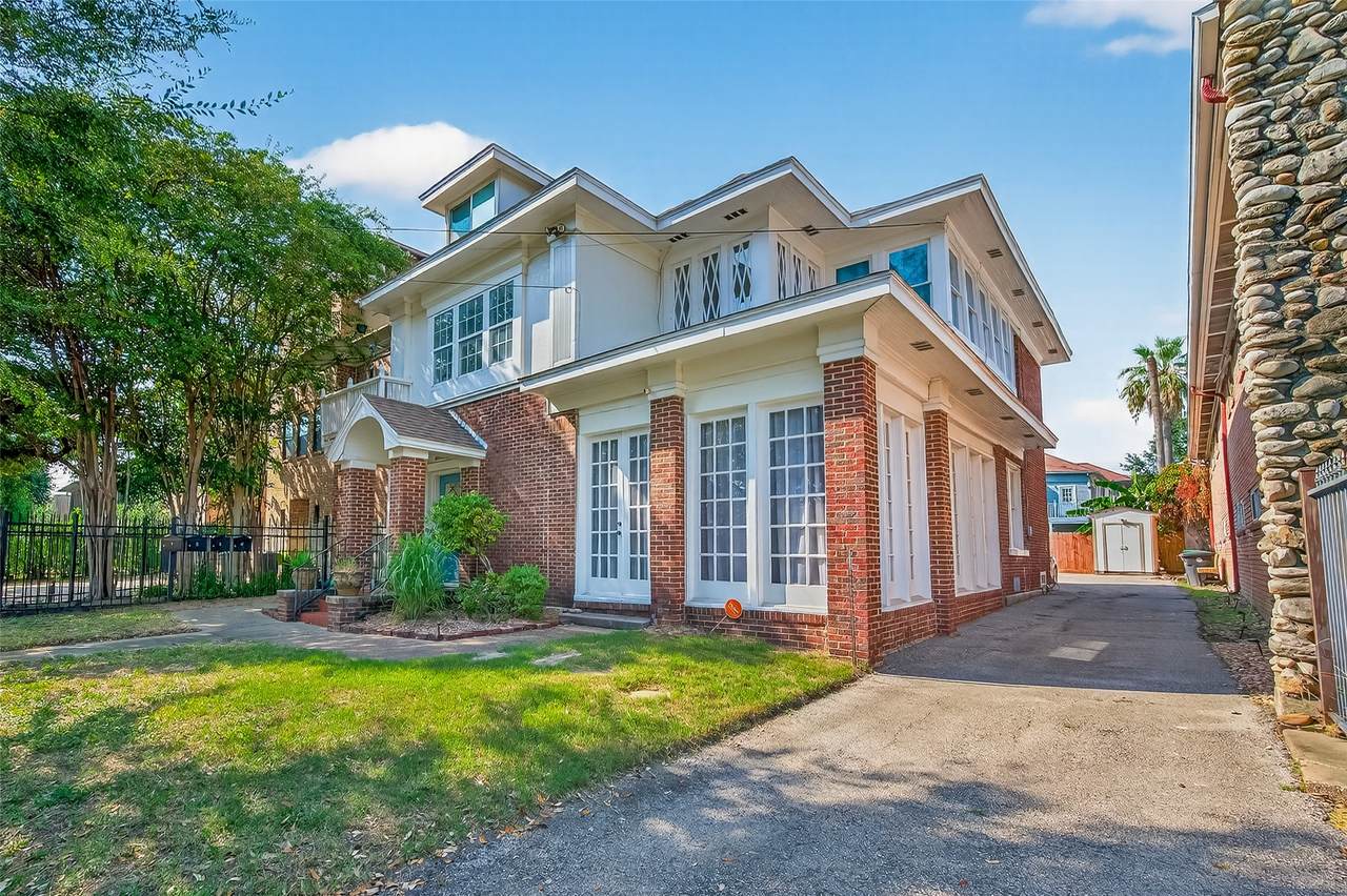 324 Alabama Street - Photo 1