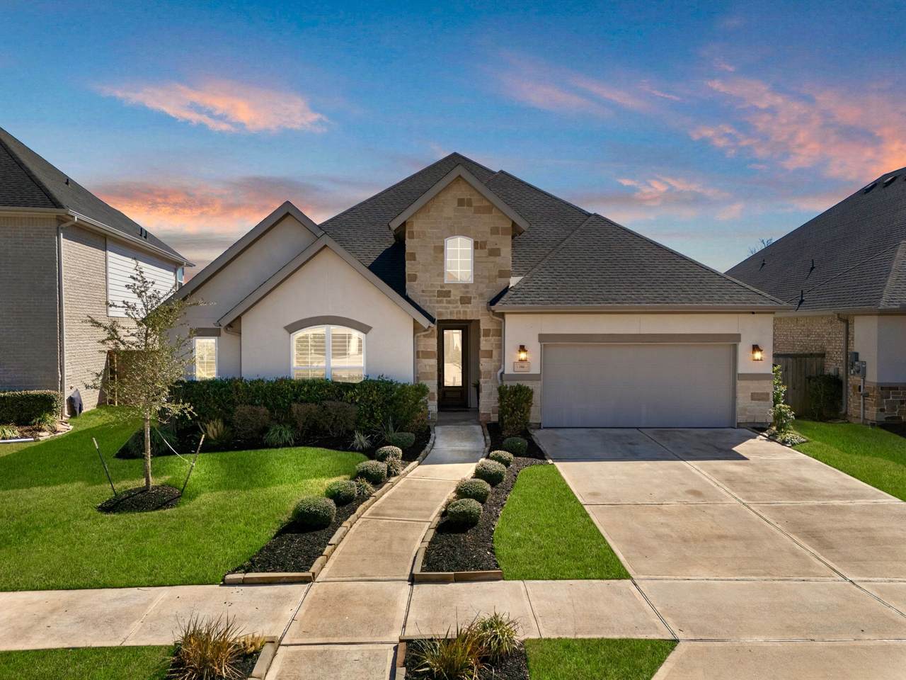 1906 Delta Oaks Drive - Photo 1