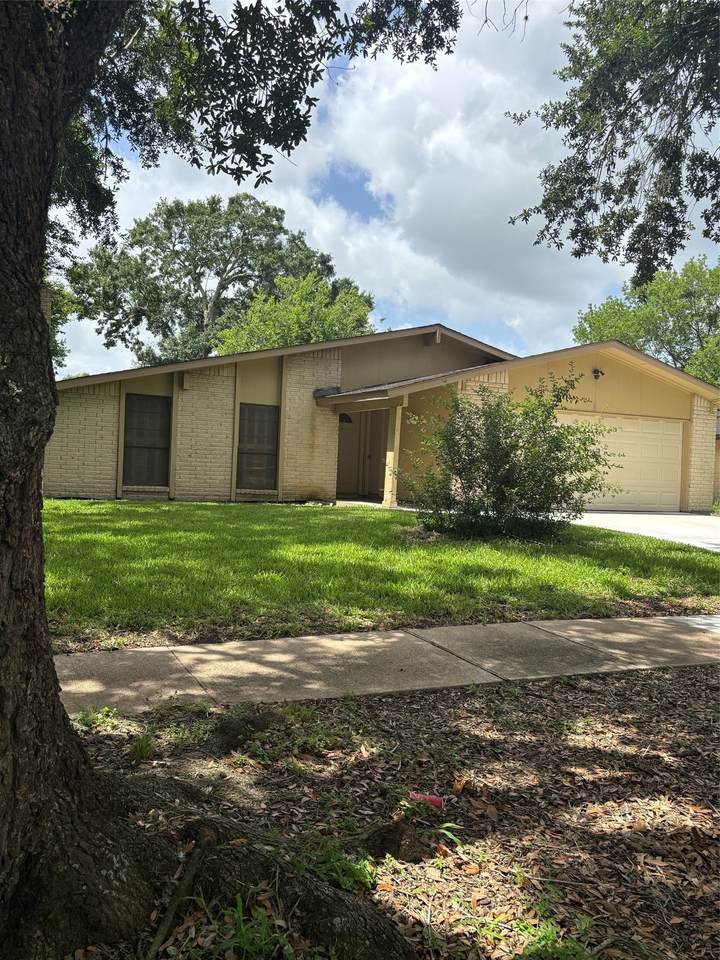 2843 Quiet Bend Drive - Photo 1