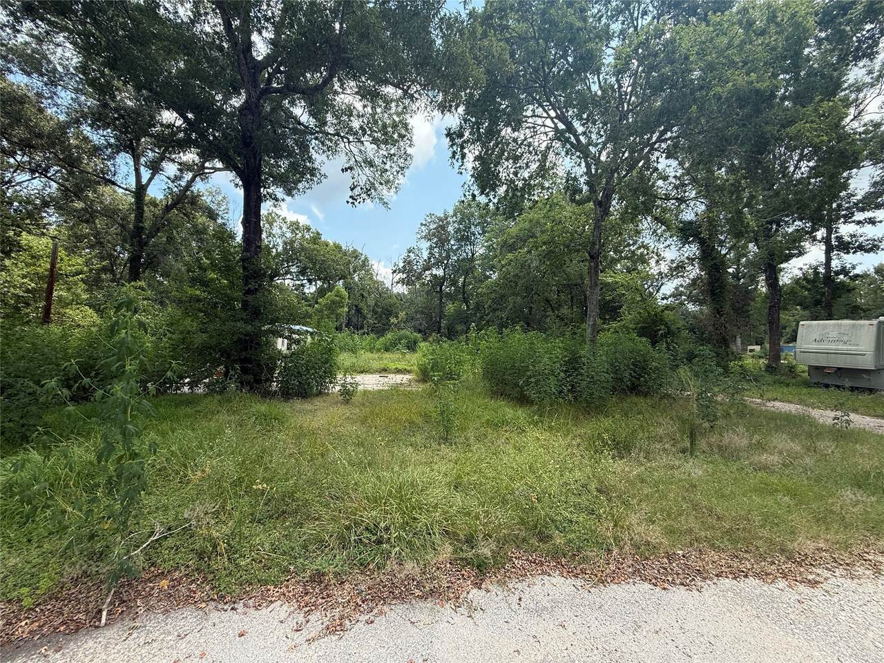 8455 Fm 1409 - Photo 1