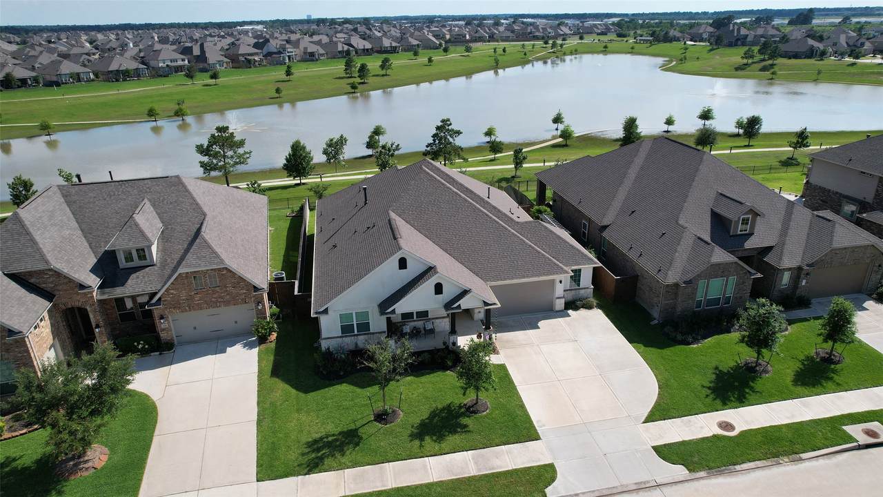 7335 Laguna Lake Drive - Photo 1