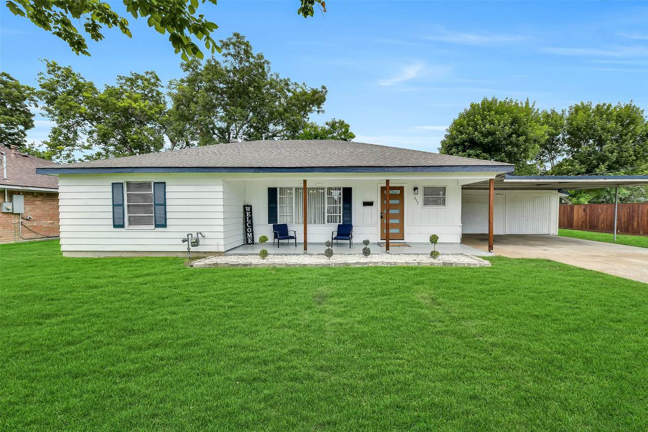 822 Dutch Street - Photo 1