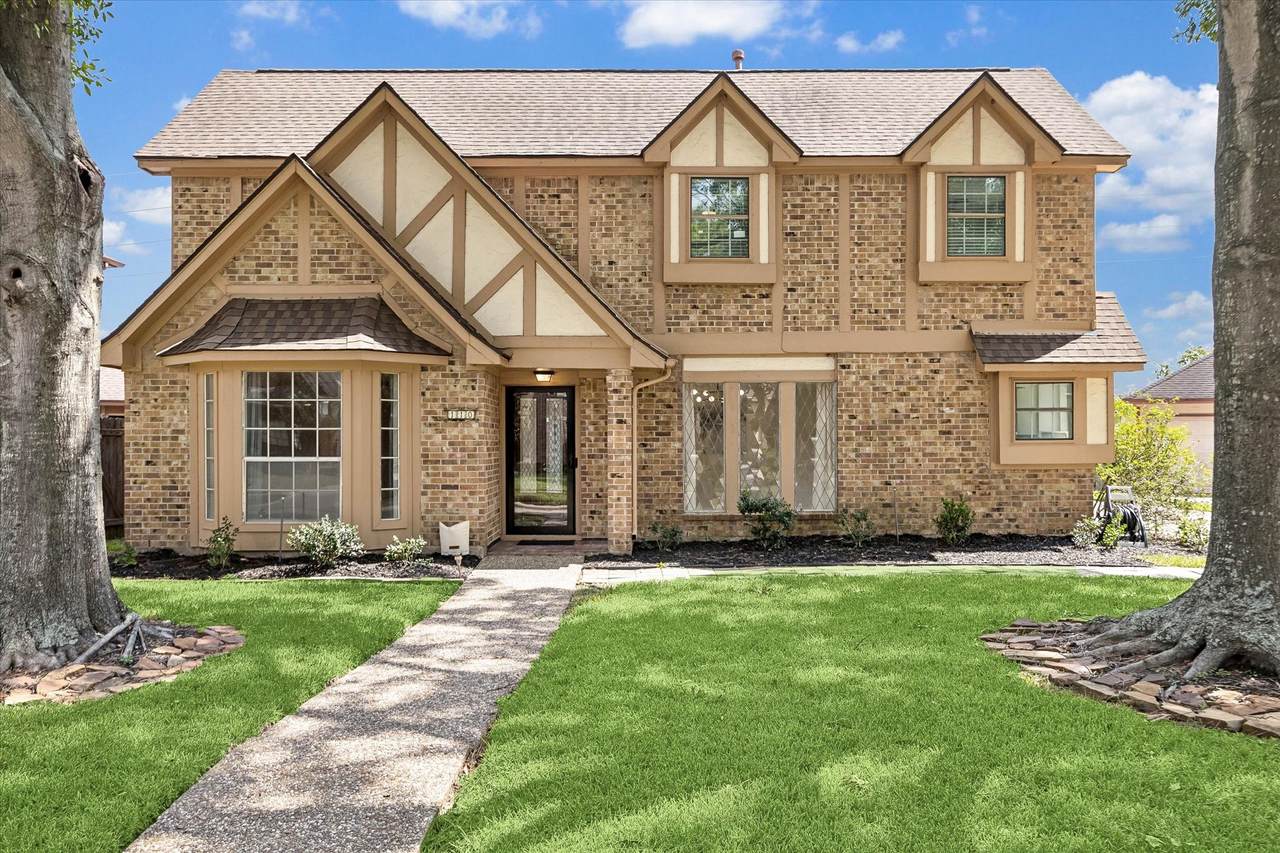 110 Shadow Wood Drive - Photo 1