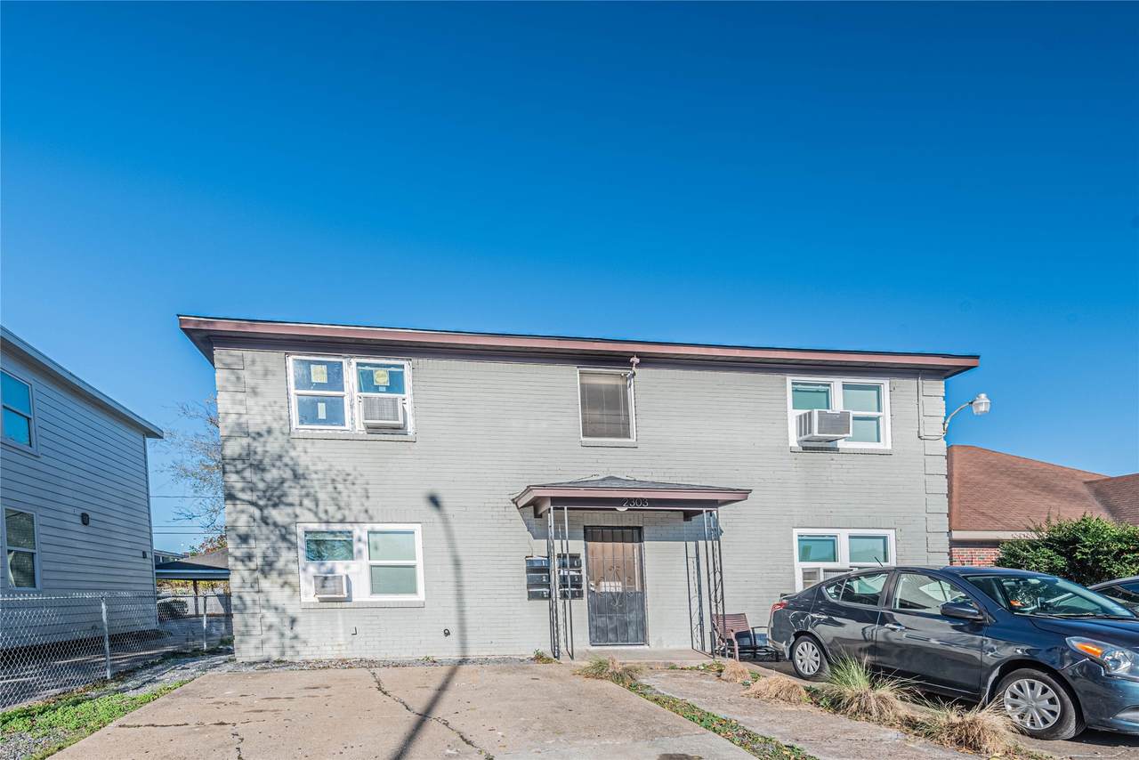 2303 Rosewood Street - Photo 1