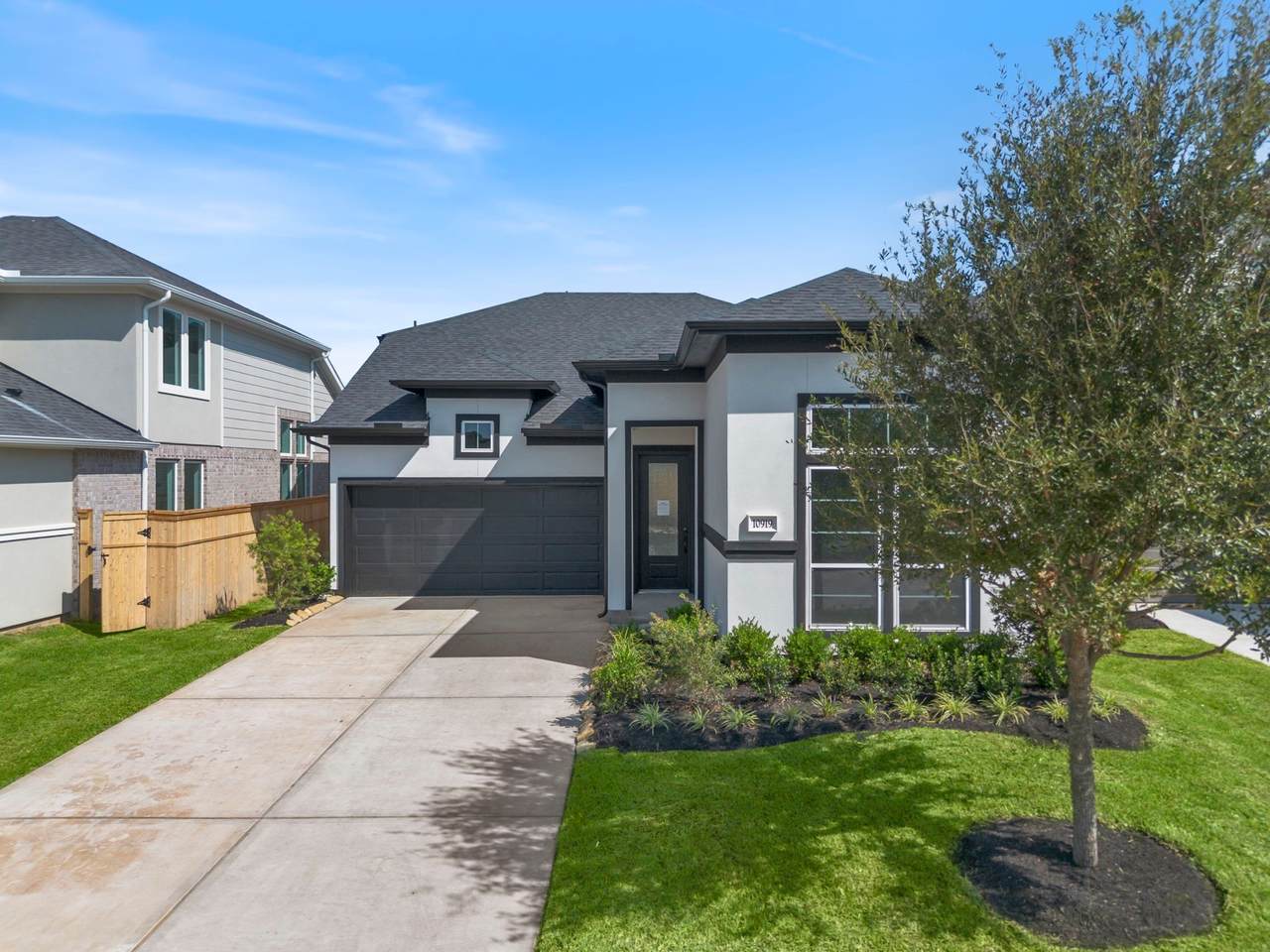 10919 Middle Ridge Drive - Photo 1