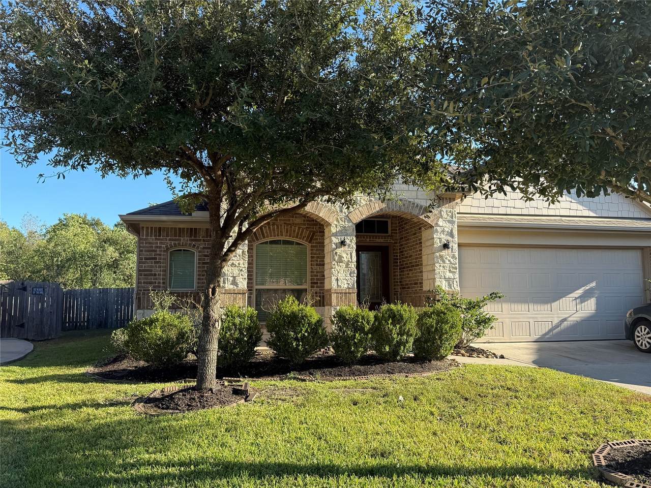 1622 Carmel Grove - Photo 1