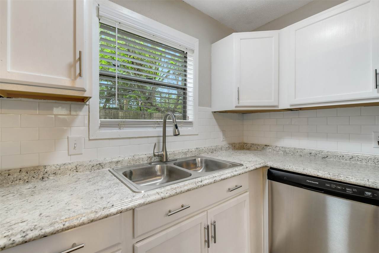 1509 Broadmoor Drive - Photo 1