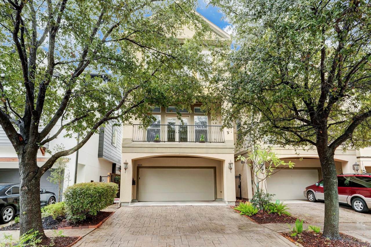 1013 Crocker Street - Photo 1