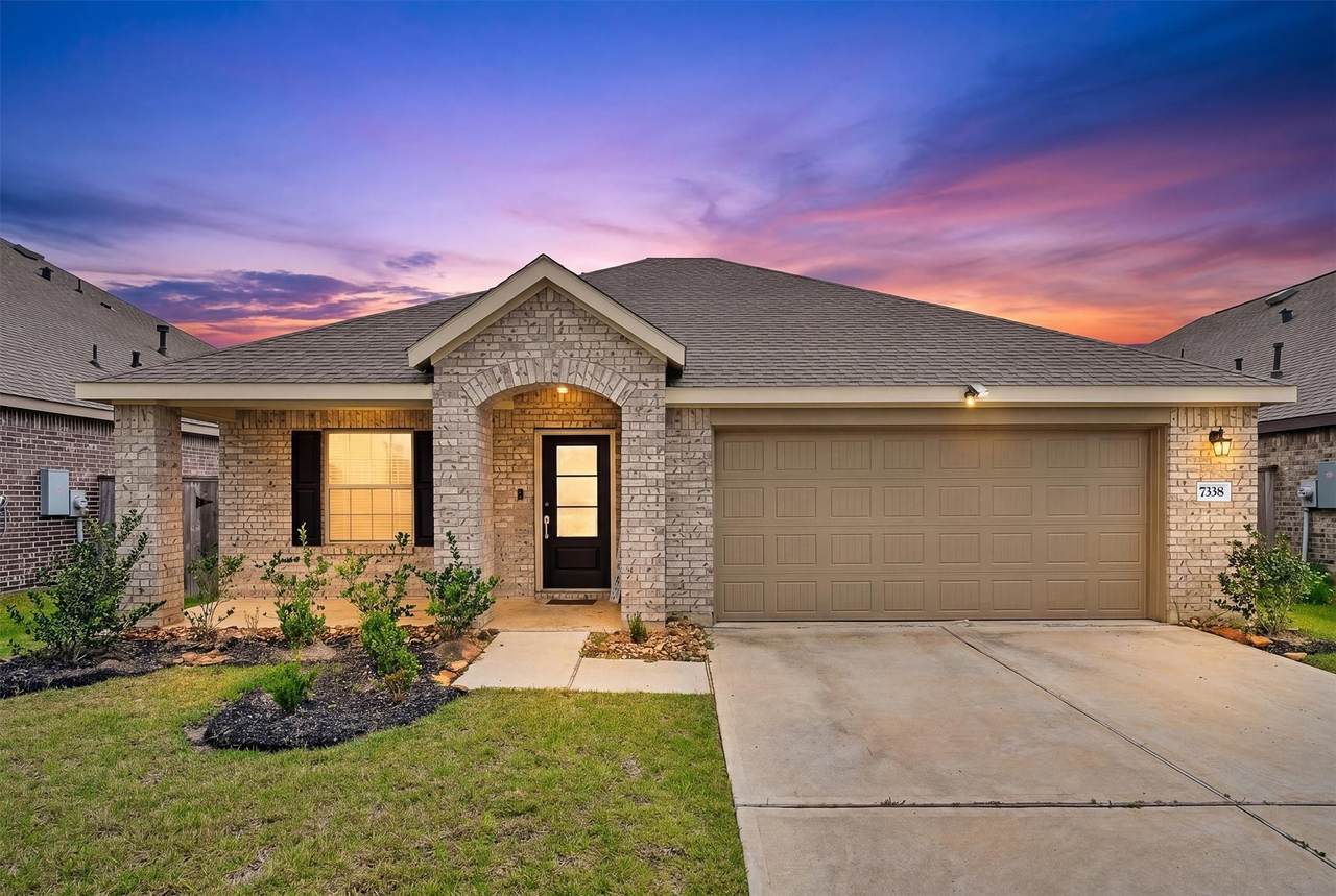 7338 Bartoncliff Drive - Photo 1