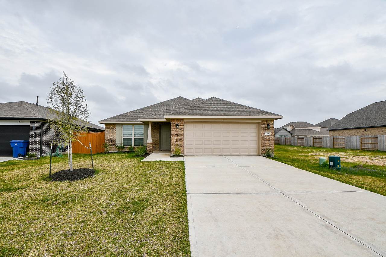 2700 Diamond Reef Lane - Photo 1