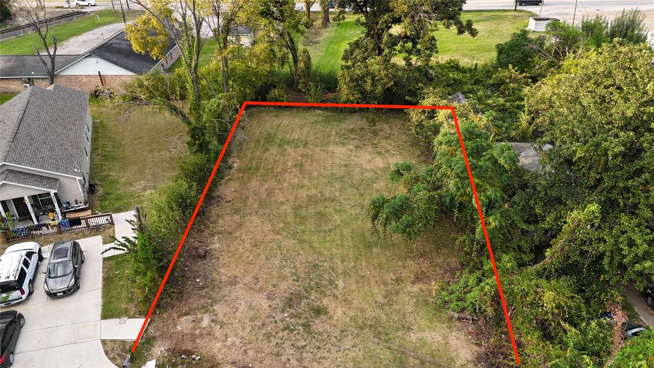 4009 Yorkshire Street - Photo 1