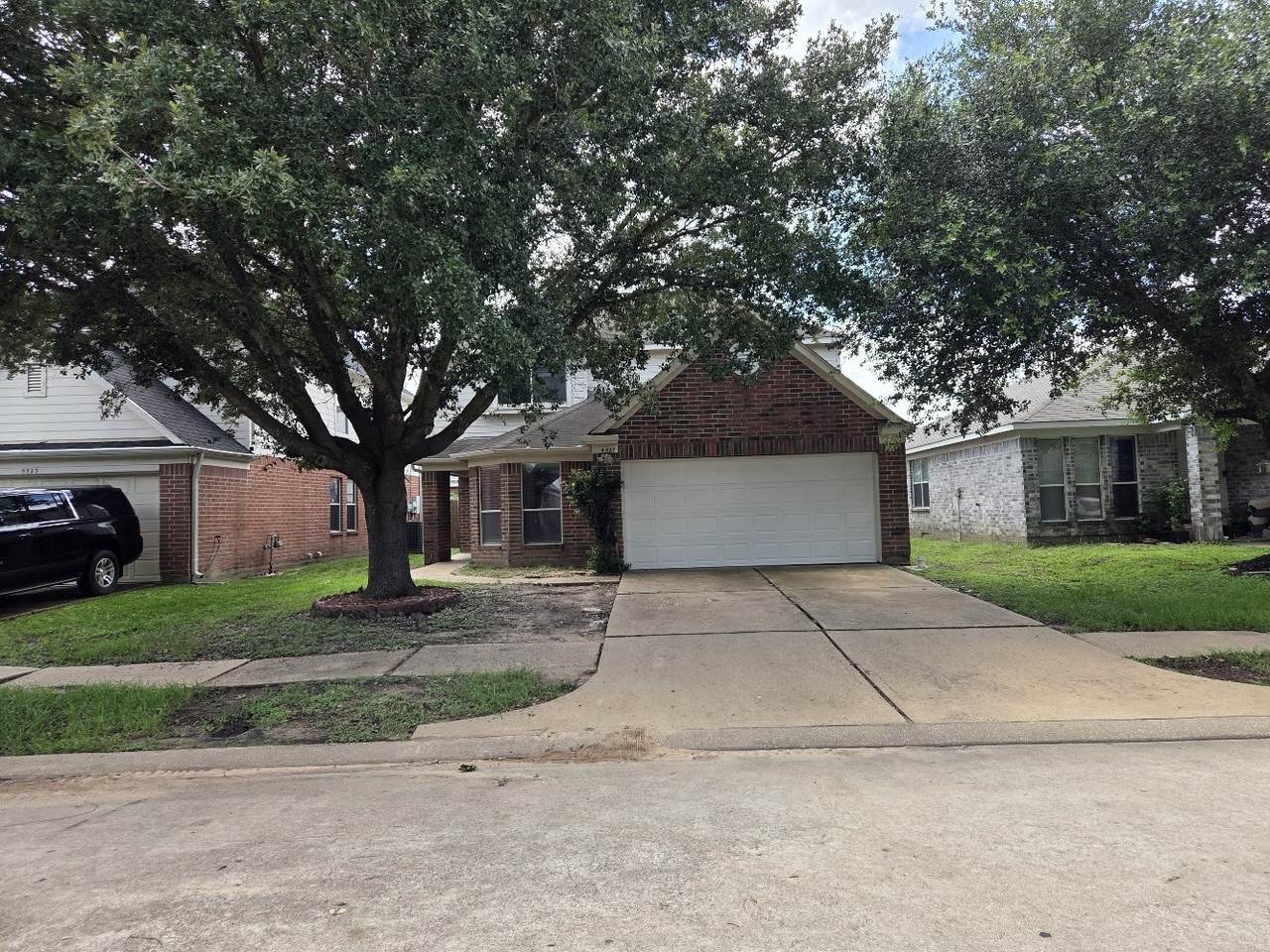 5527 Darby Square Trail - Photo 1