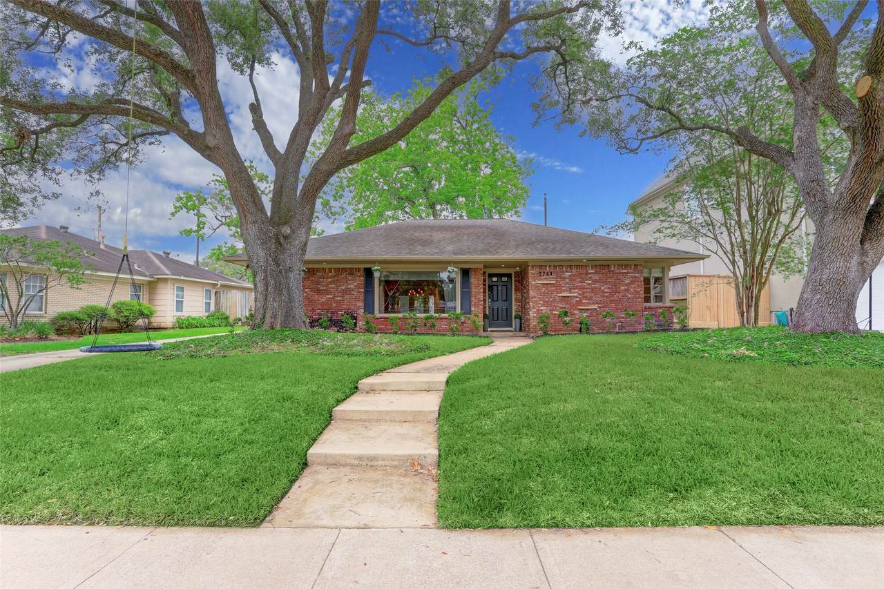 3744 Aberdeen Way - Photo 1