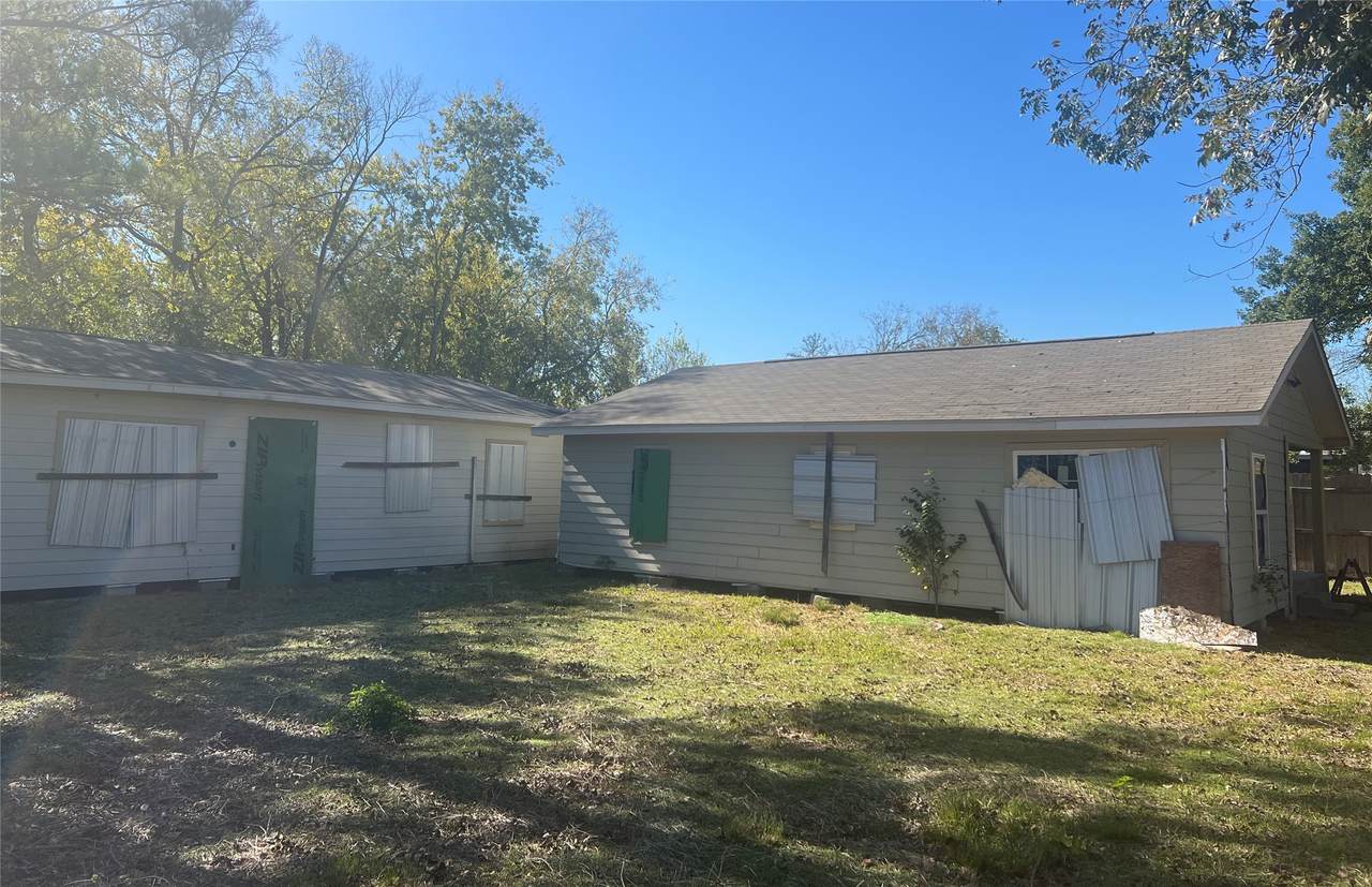 7996 Boy Street - Photo 1