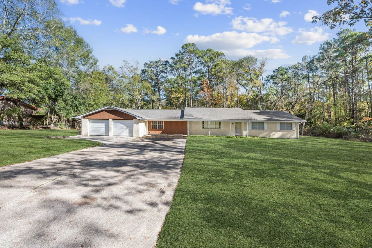 108 East Street - Photo 1