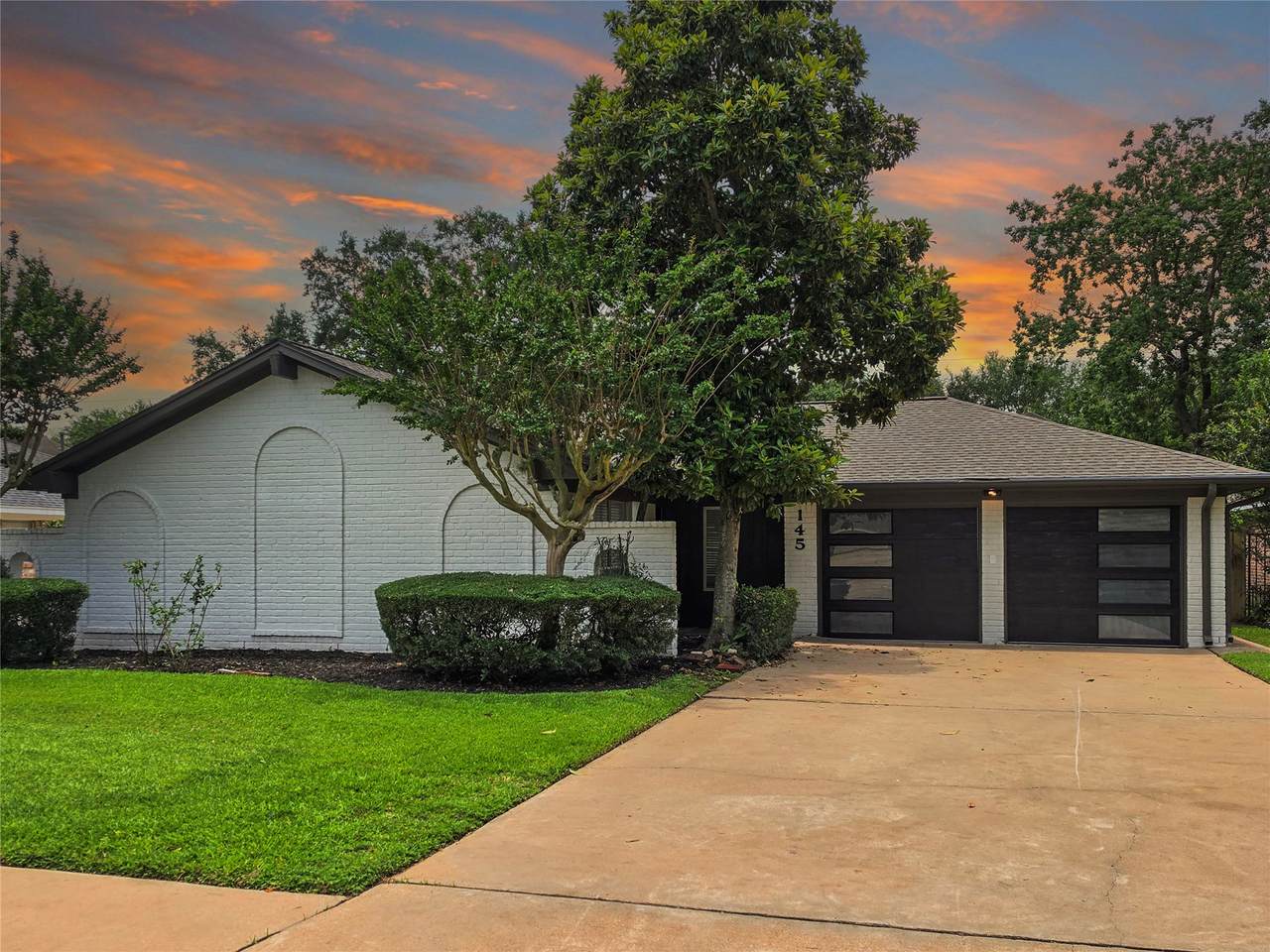 145 Dogwood St Street - Photo 1