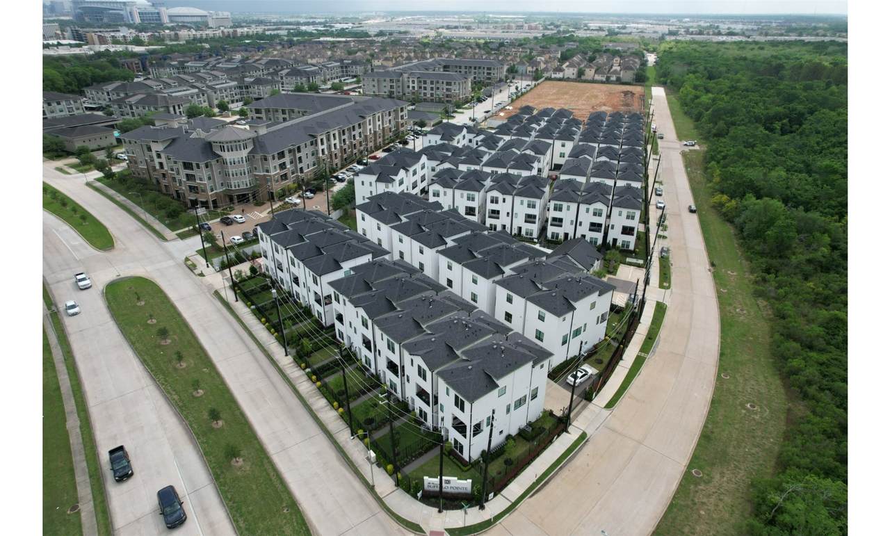 2802 Grand Fountains Drive - Photo 1