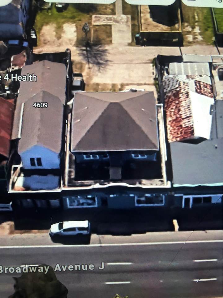 4609 Broadway Street - Photo 1