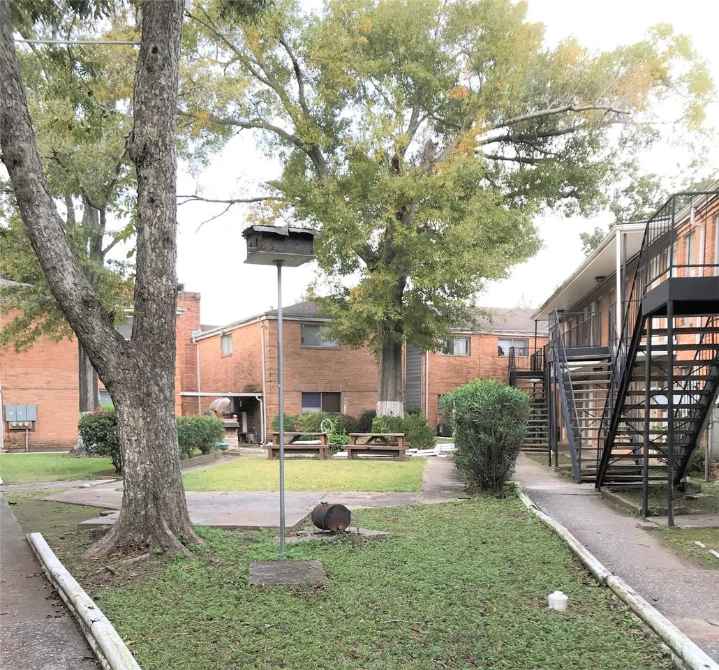 3003 Broadway St Street - Photo 1
