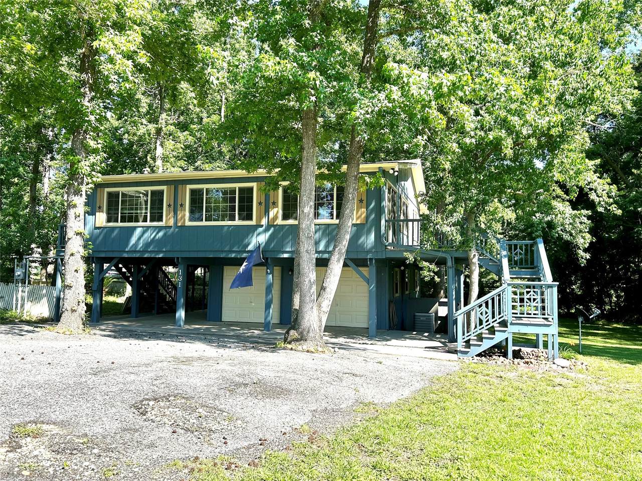 131 Southwood Shores Drive - Photo 1