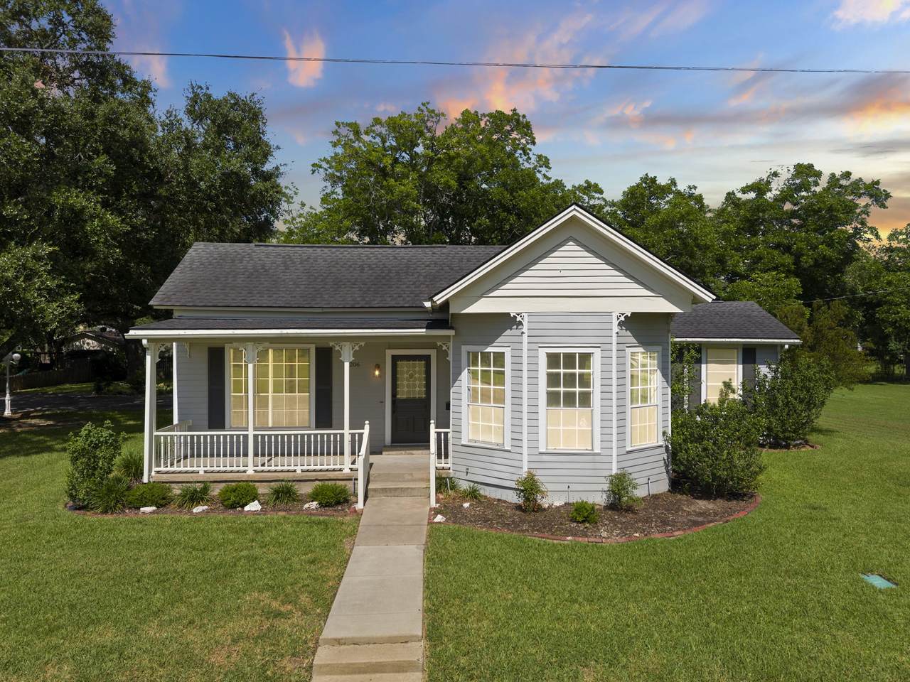 206 Mulberry Street - Photo 1