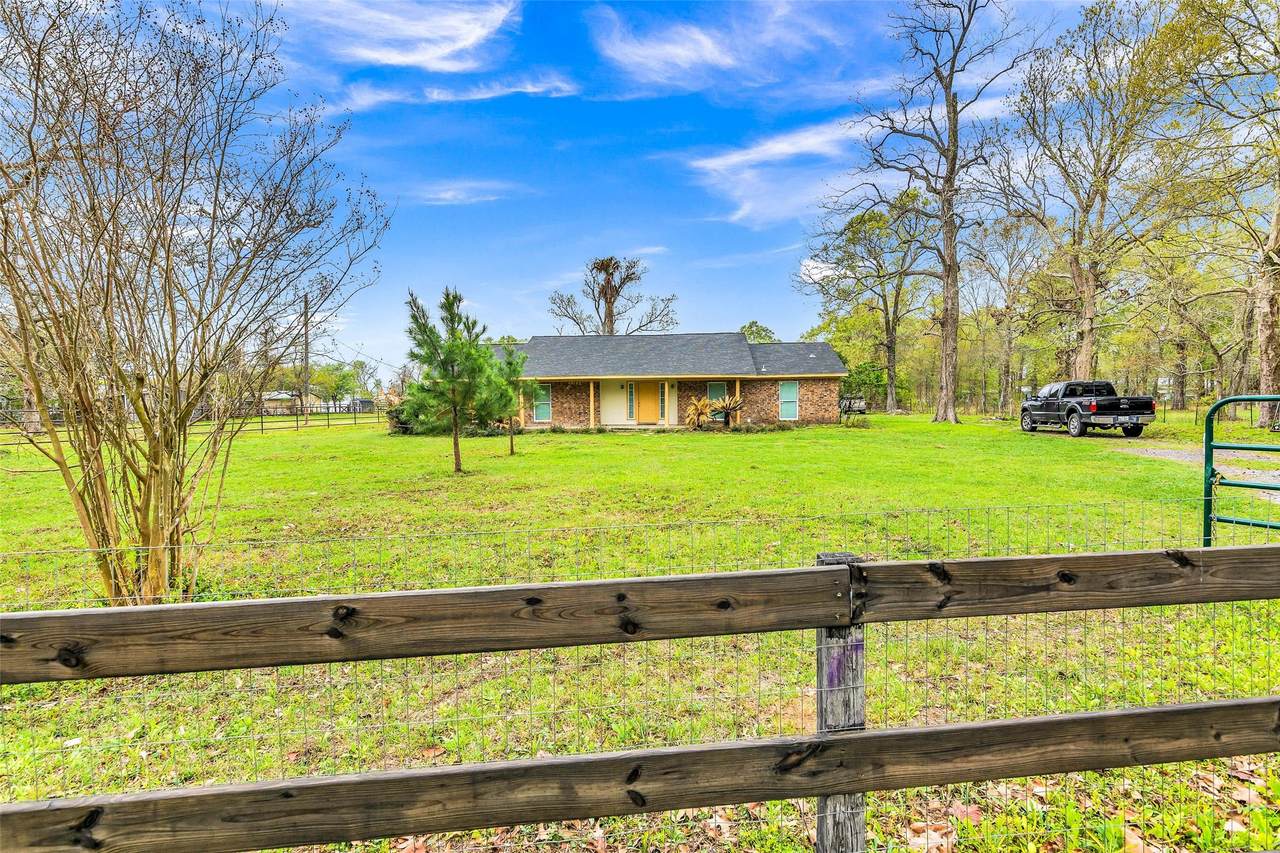 481 County Road 2084 - Photo 1
