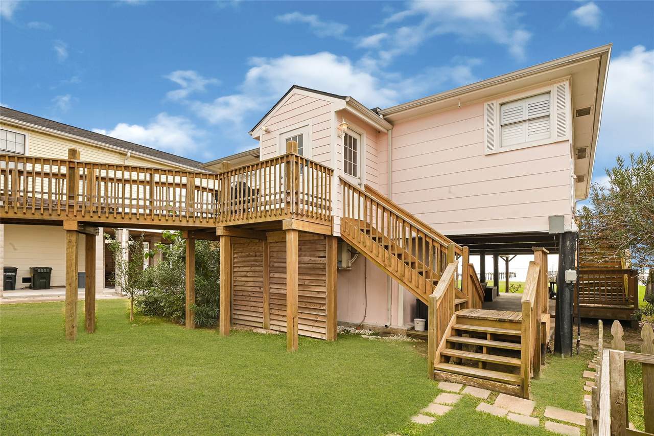 1521 John Street - Photo 1