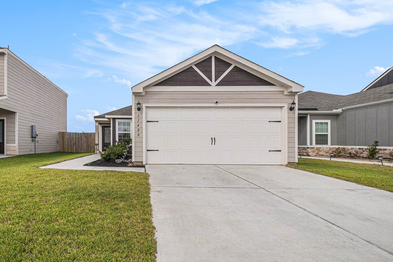 11420 Amber Plains Drive - Photo 1