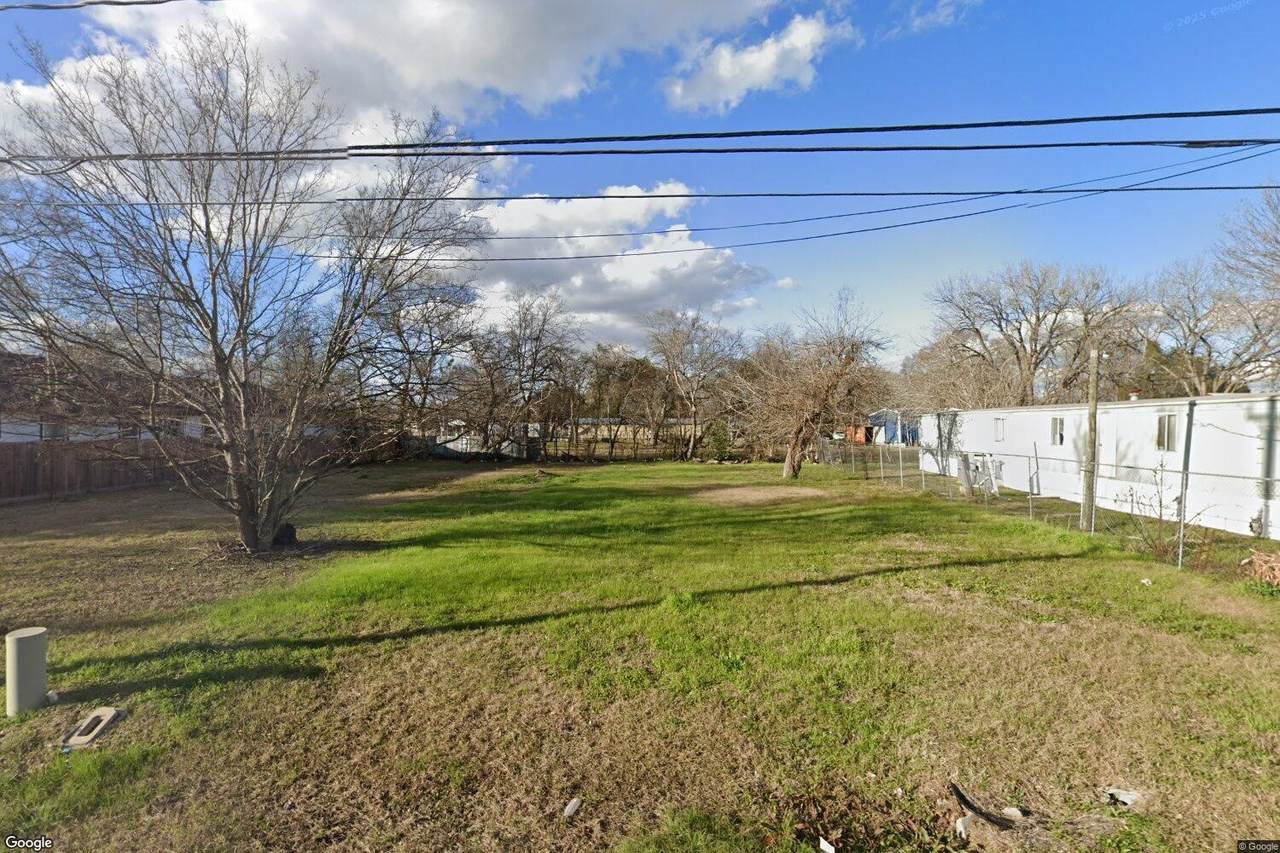1310 Preston Street - Photo 1