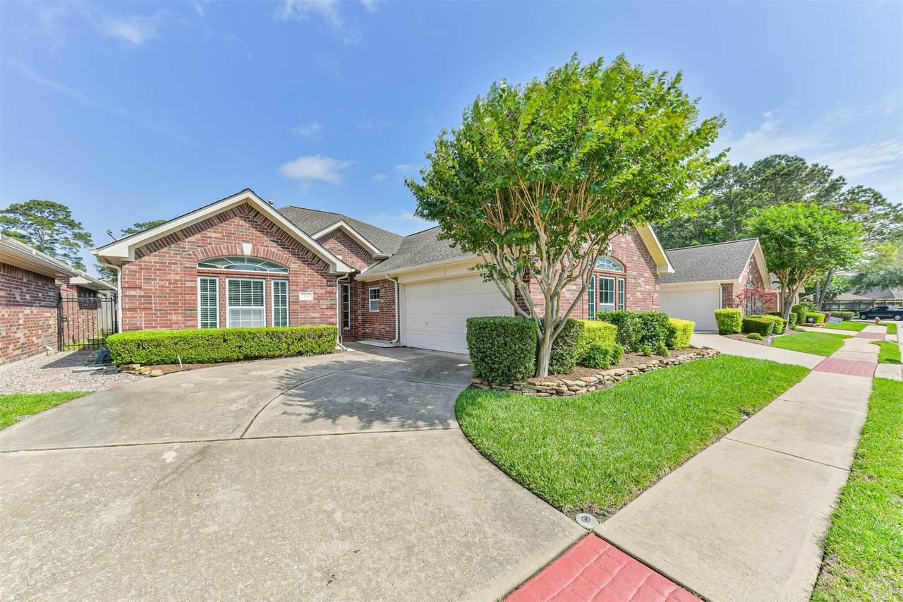 314 Parkwood Village Drive - Photo 1