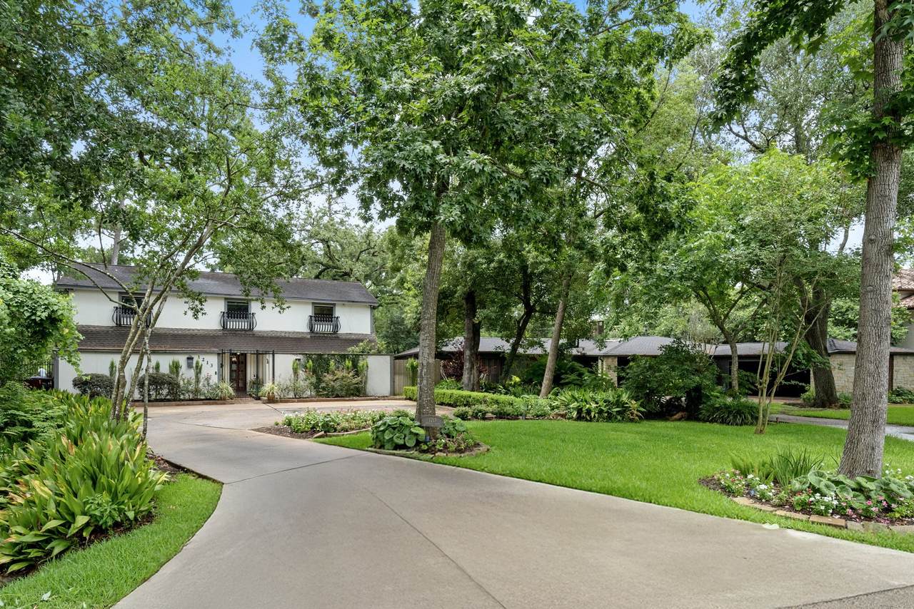 1213 Archley Drive - Photo 1