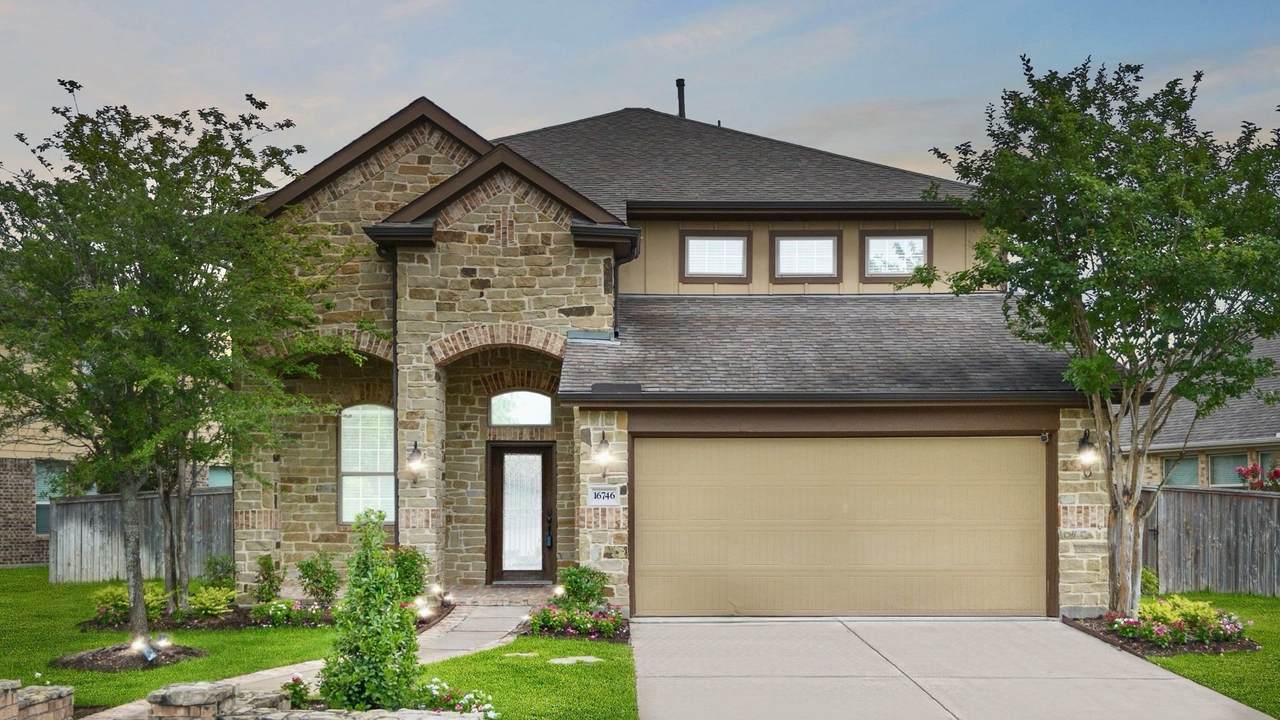16746 Highland Country Drive - Photo 1