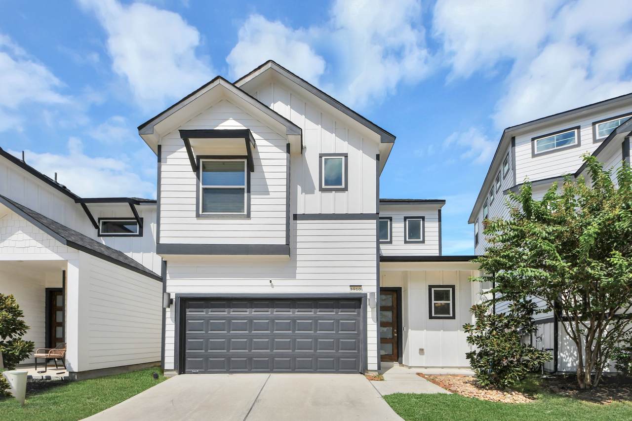 8910 Covenant Place - Photo 1