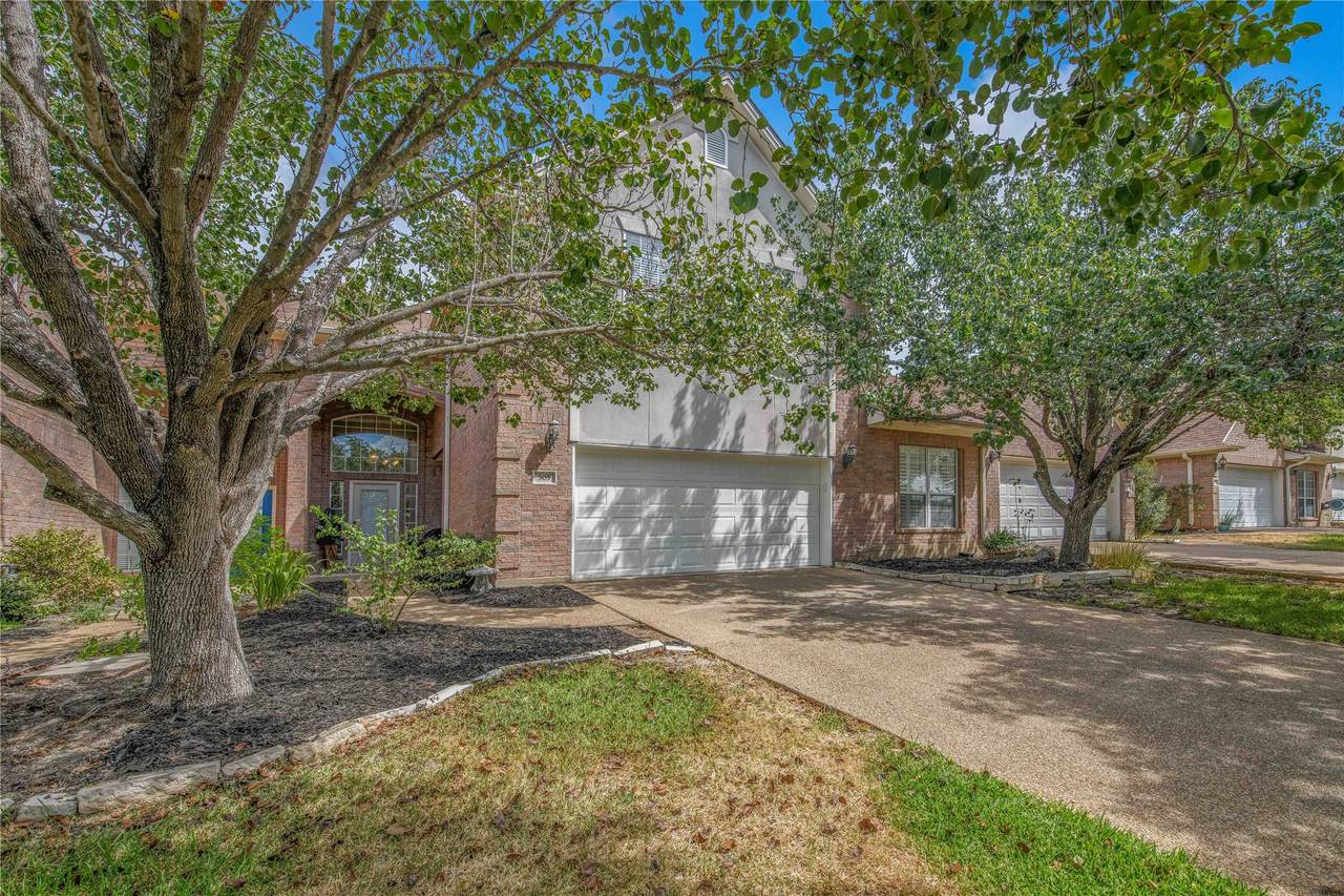 305 Chimney Hill Drive - Photo 1