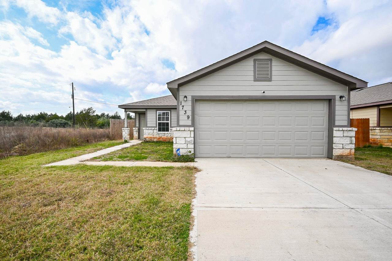 1739 Cemetery Road - Photo 1