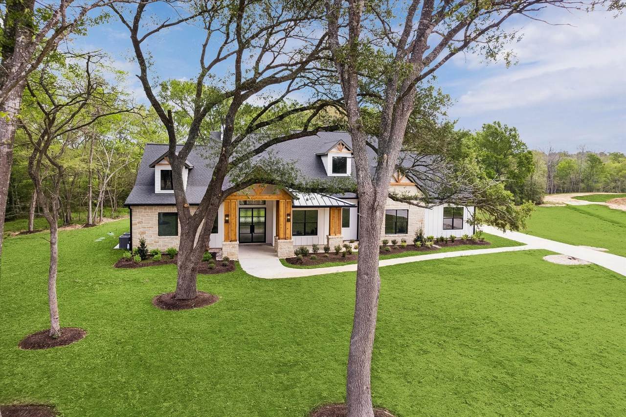 9509 Forest Trace - Photo 1