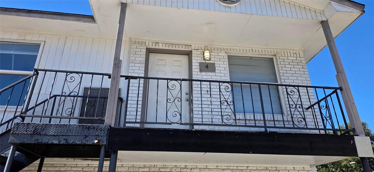 5130 Chapman Street - Photo 1