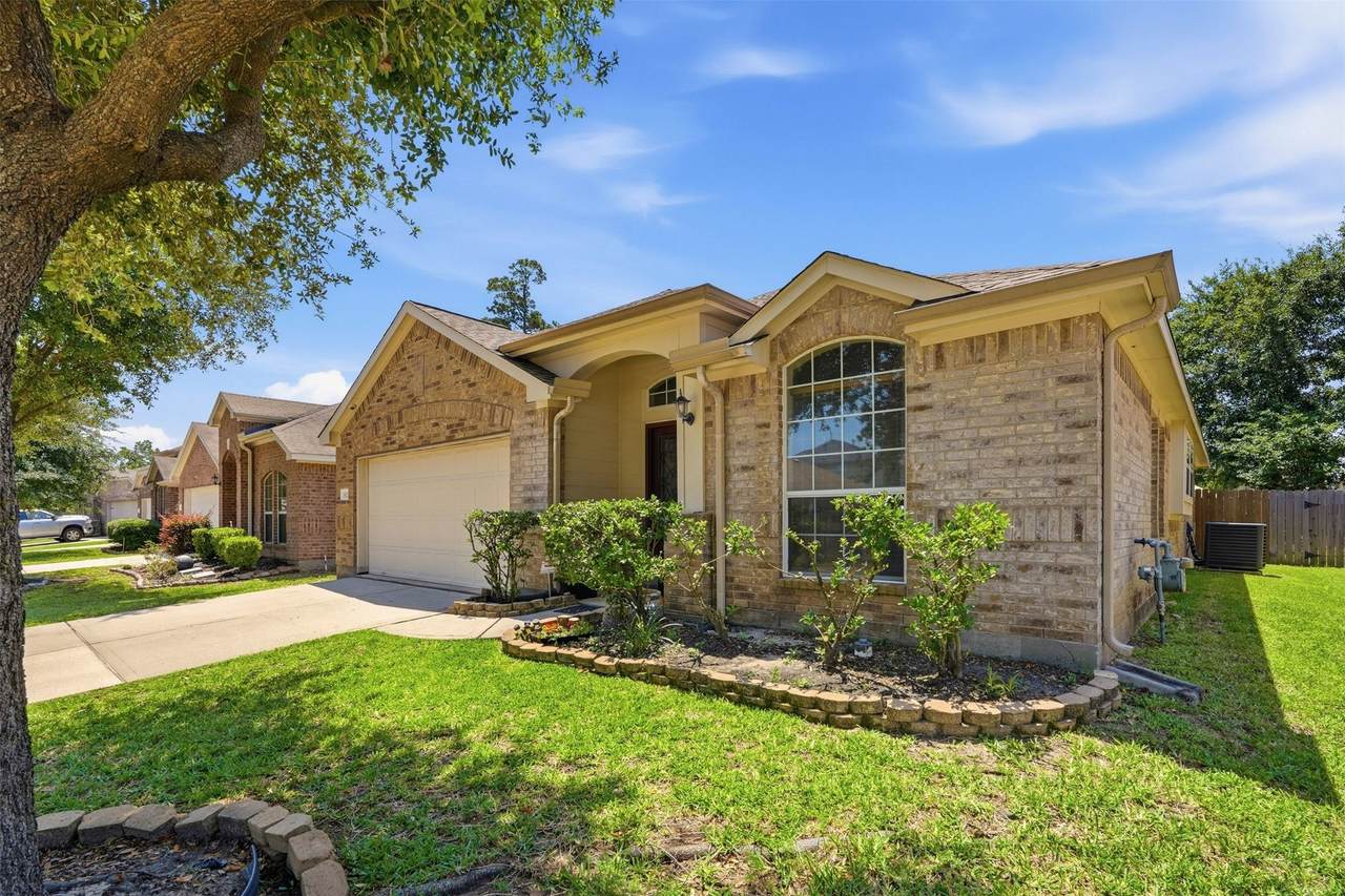 8022 Atwood Hills Lane - Photo 1