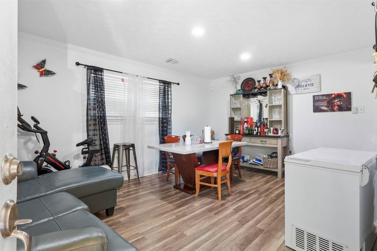 7210 Colton Street - Photo 1
