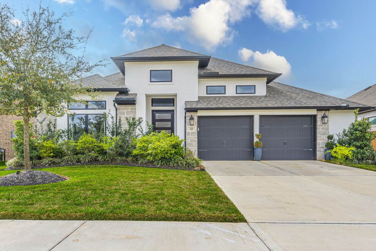 628 Santa Rosa Hills Drive - Photo 1