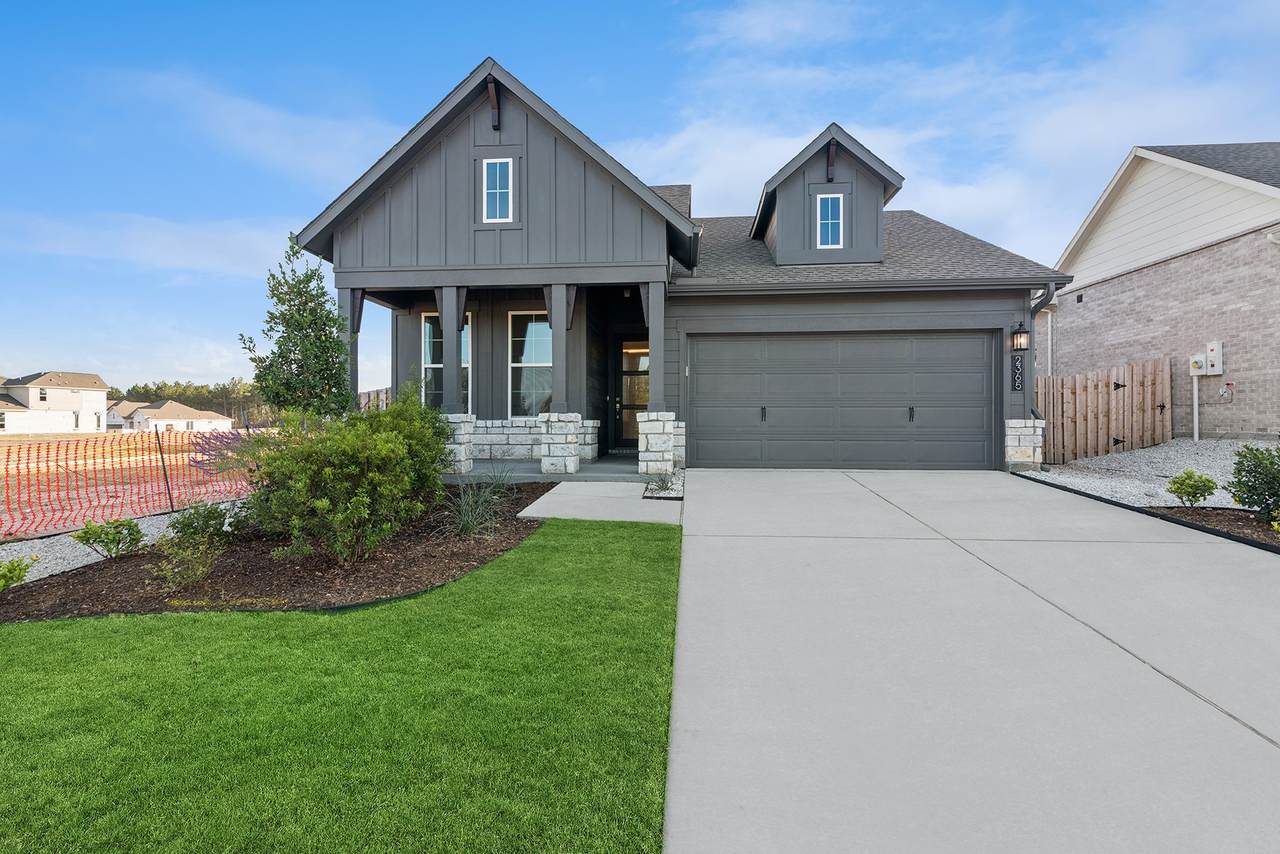 2365 Verano Street - Photo 1