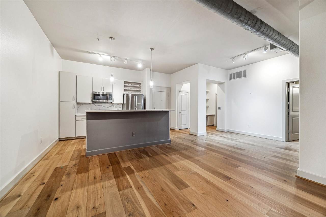 1901 Post Oak Boulevard - Photo 1