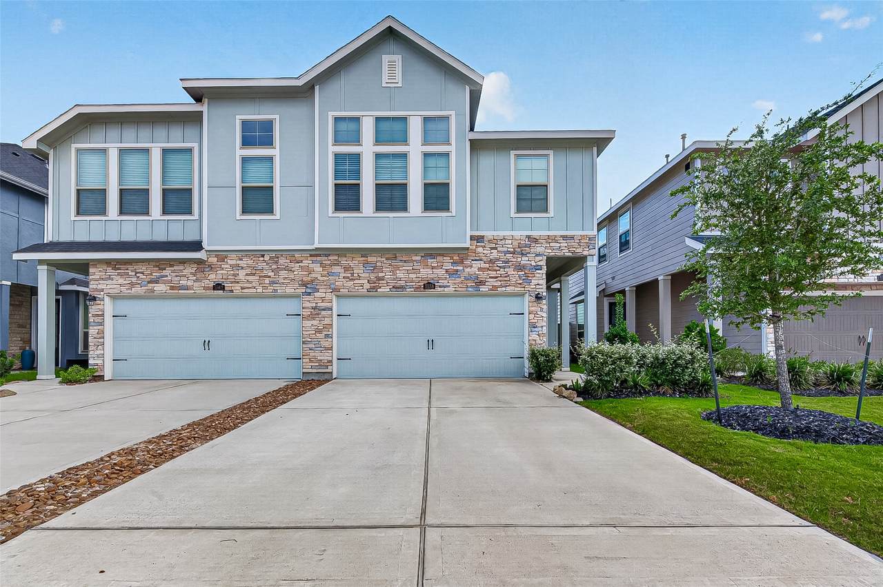 5558 Amber Brook Lane - Photo 1