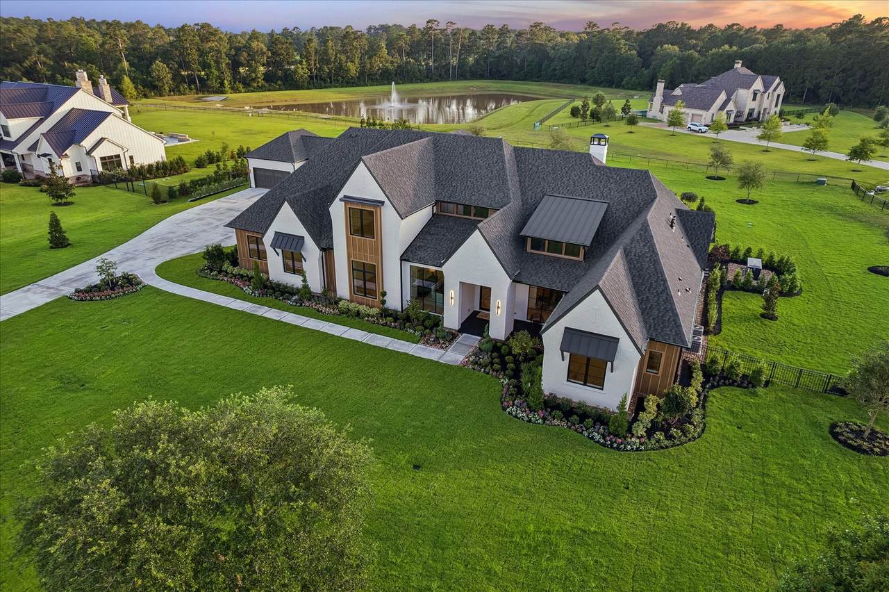2020 Stallion Lakes Avenue - Photo 1