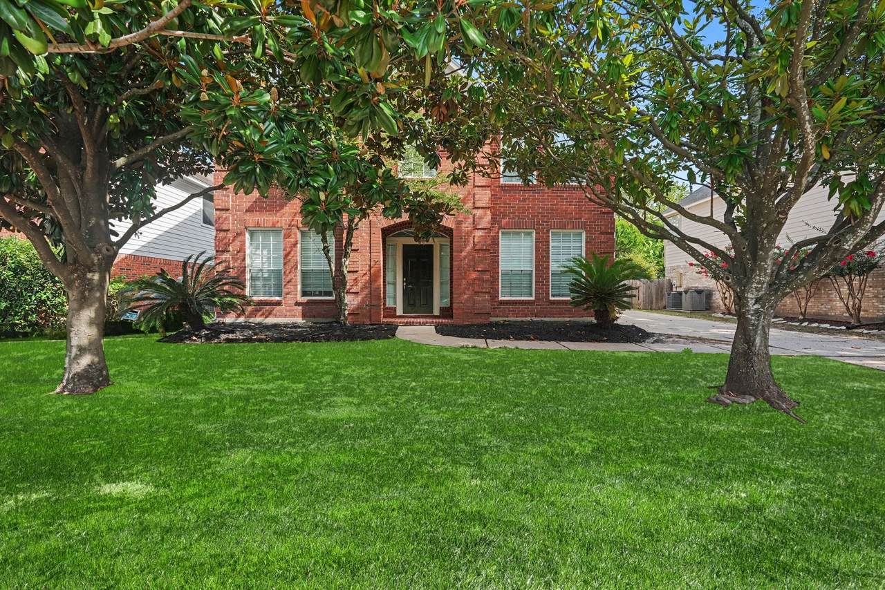 2218 Laurel Oaks Drive - Photo 1