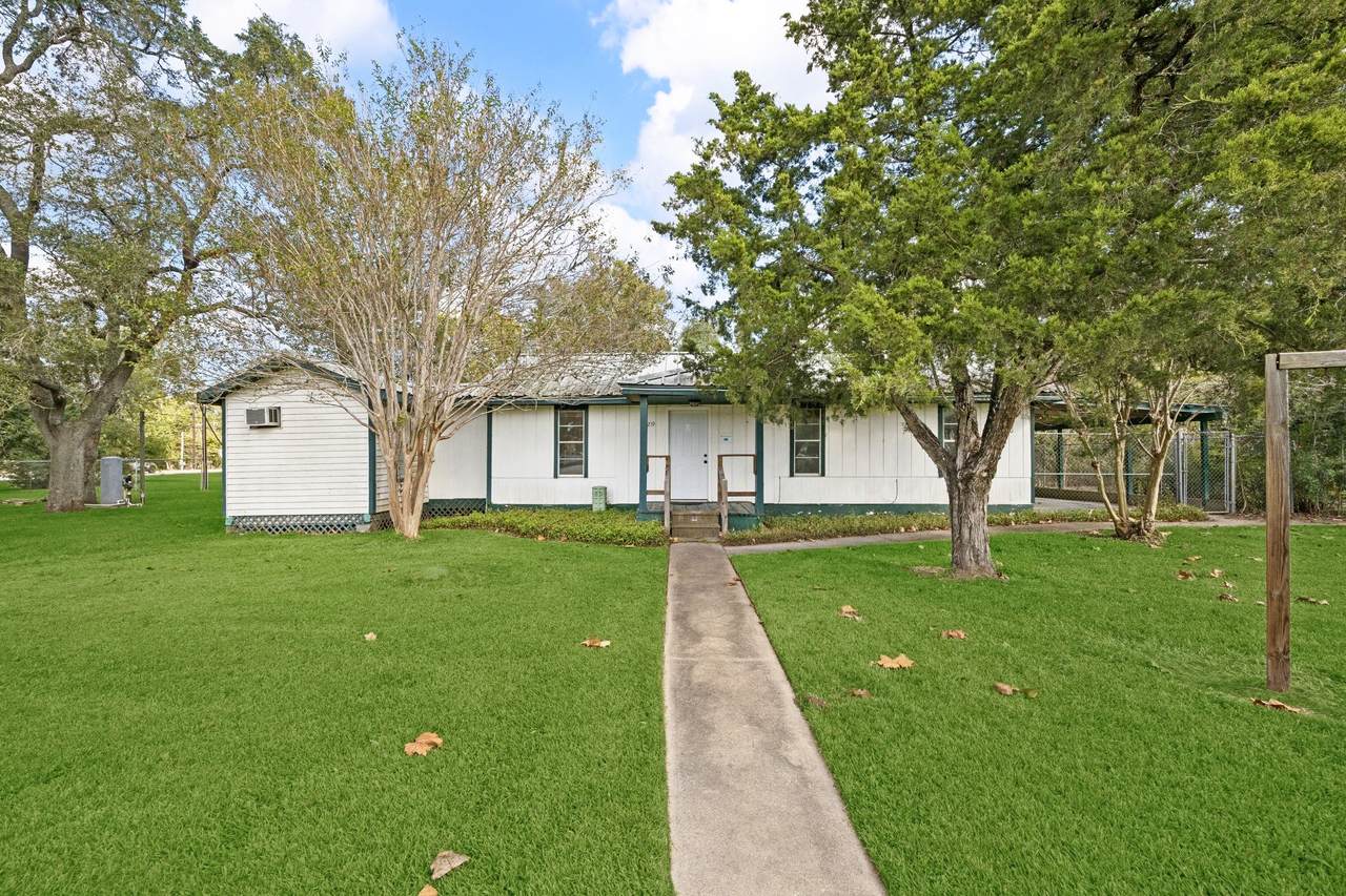 6219 Masters Road - Photo 1