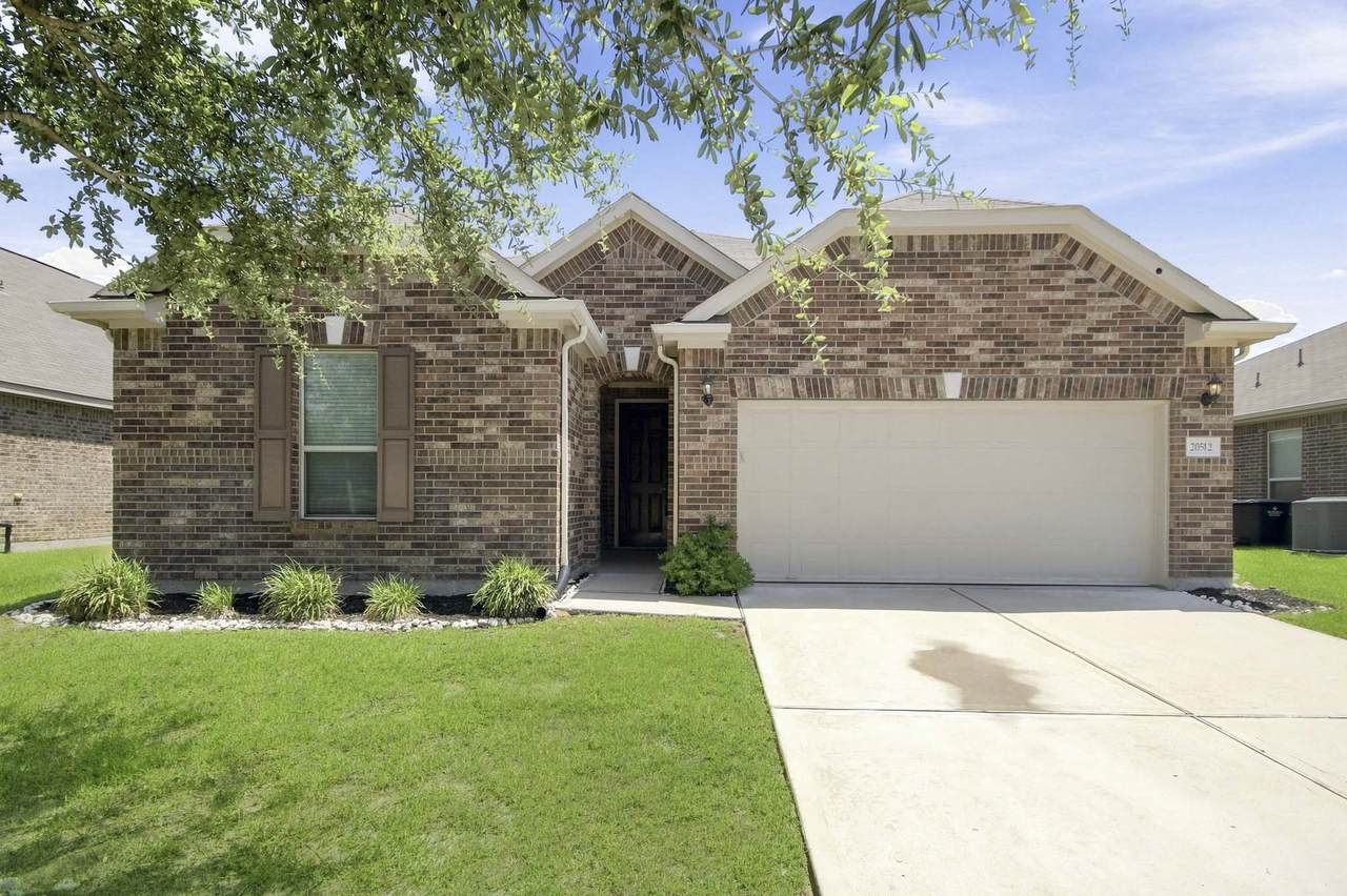 20512 Pembridge Green Drive - Photo 1